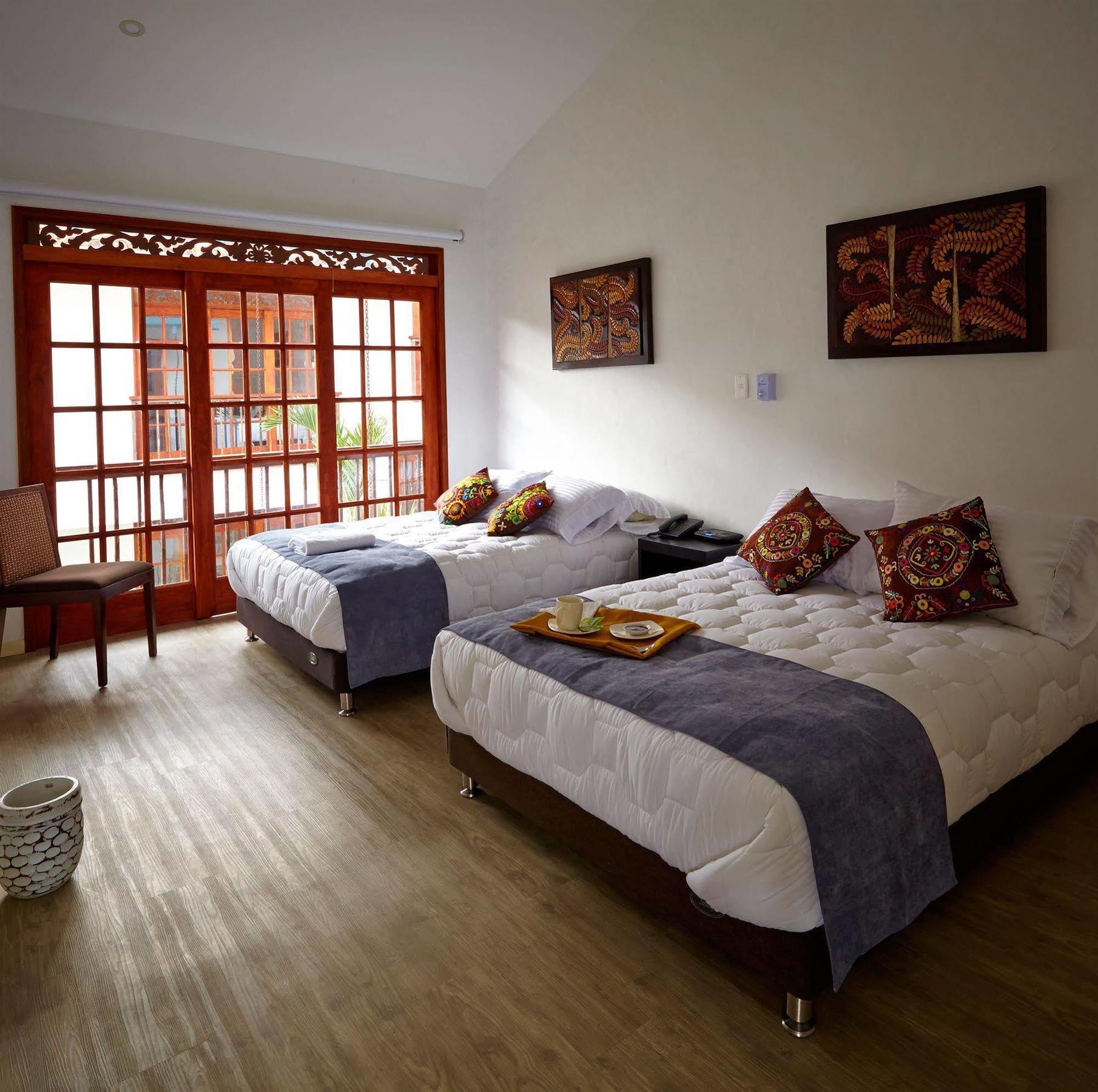 Lombok Hotel & Spa Antes Hotel Casablanca Guaduas Exteriör bild