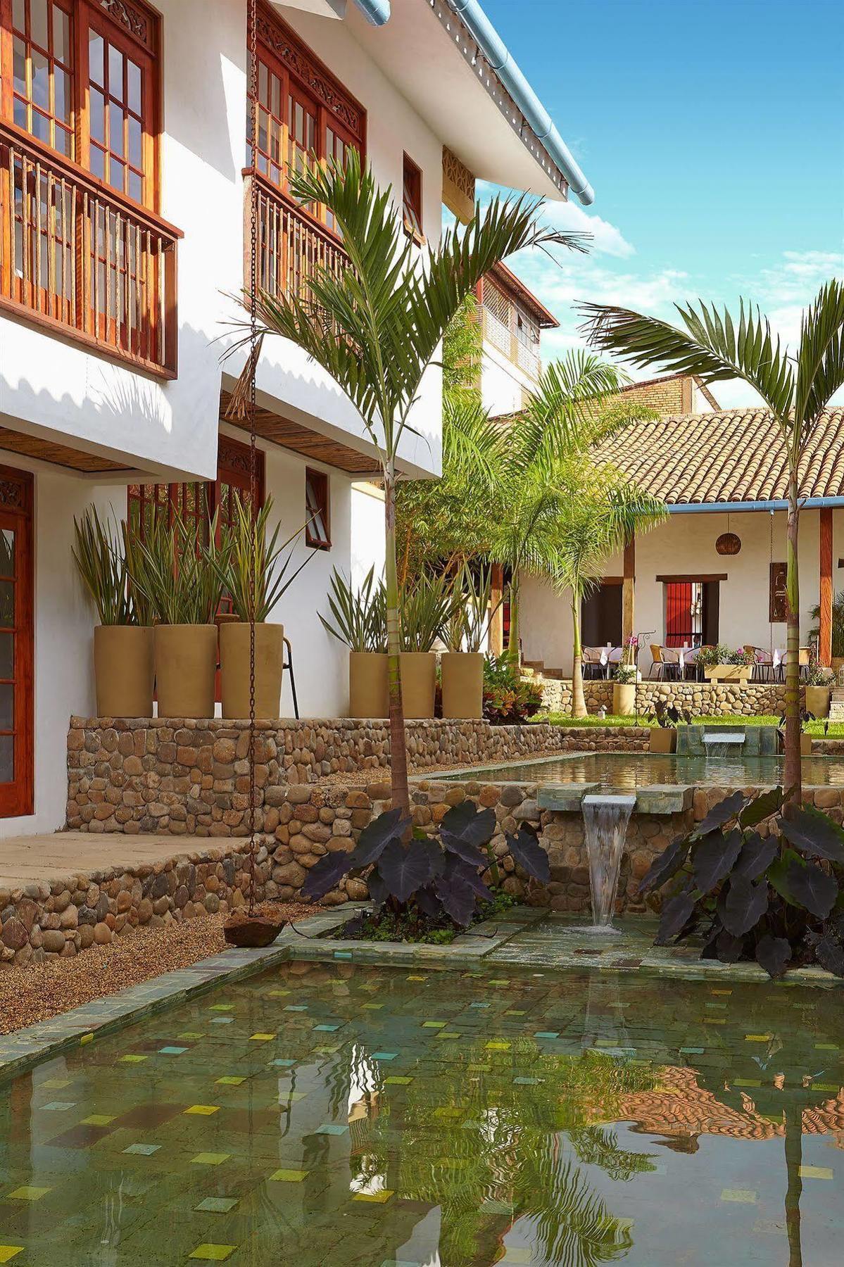 Lombok Hotel & Spa Antes Hotel Casablanca Guaduas Exteriör bild